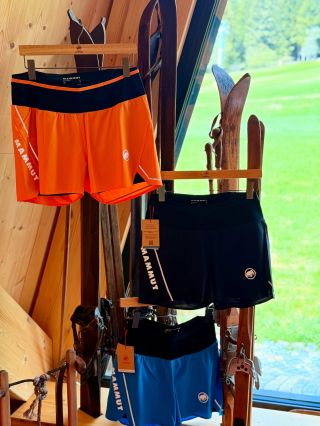 Mammut plny krátkých kalhot, 😎 zastavte se vybavit na letní dobrodružství. https://www.mammut-upa.cz/